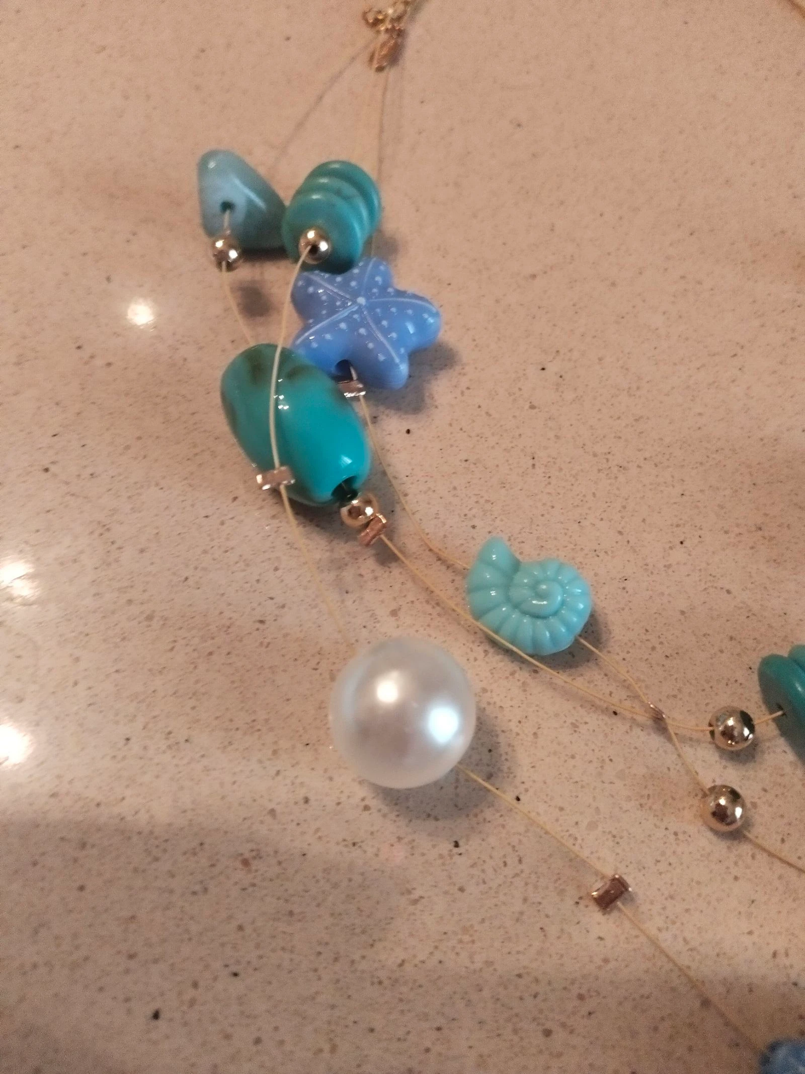 Collar con abalorios en tonos azules  – photo 5